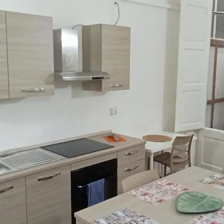 Appartaments Manzoni * 巴里